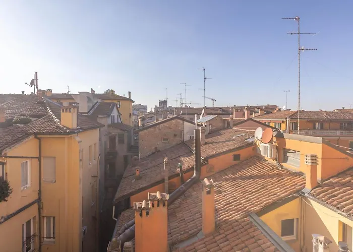 Indipendenza, By Short Holidays *