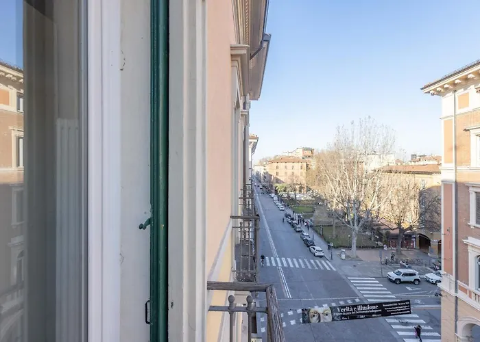 Indipendenza, By Short Holidays Bolonya