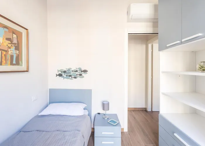 شقة Indipendenza, By Short Holidays بولونيا